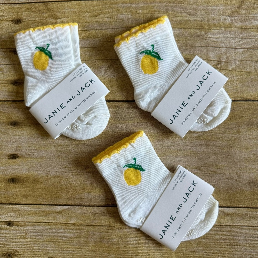 Janie and Jack Lemon Socks NWT